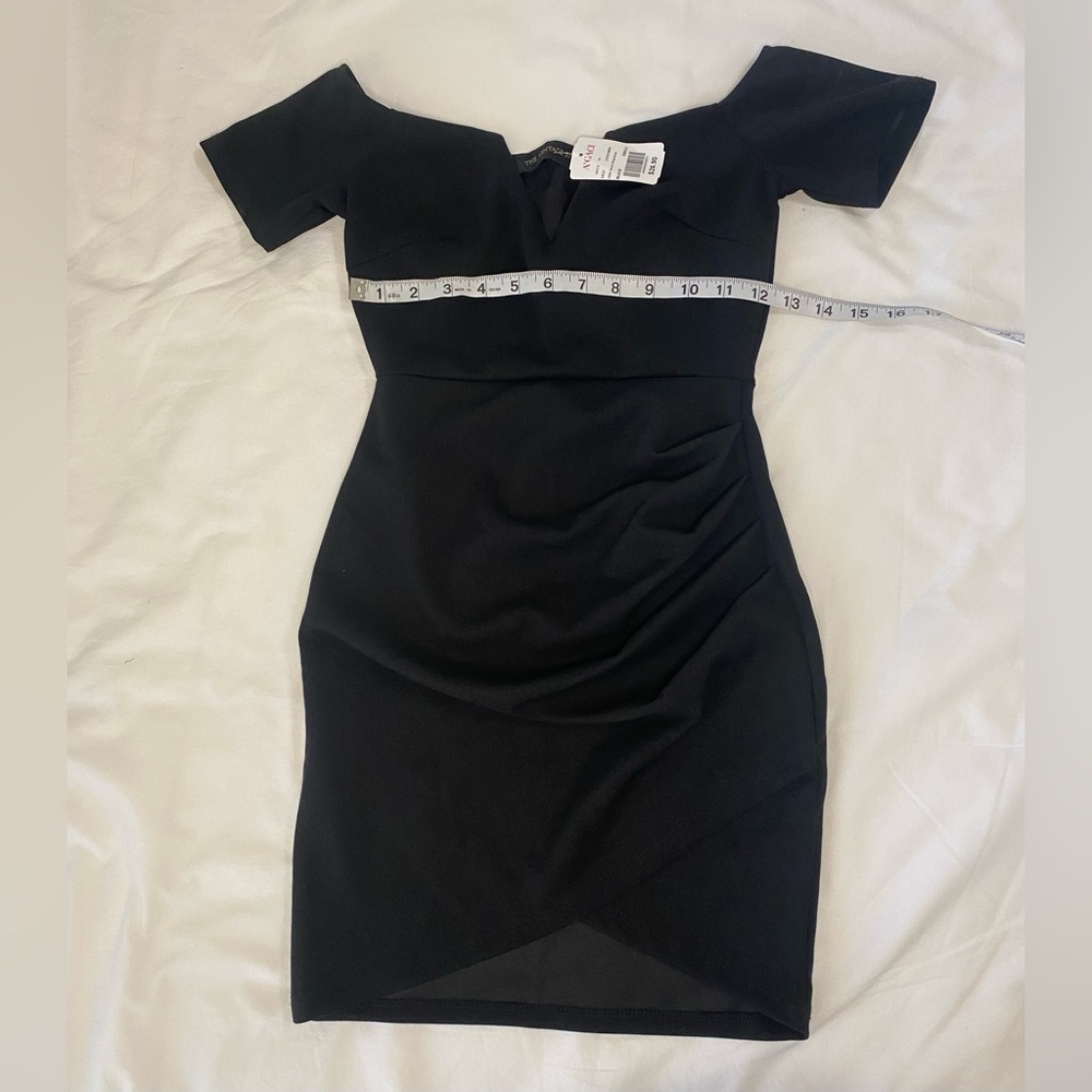 Black‎ Agaci Dress - Picture 2 of 3